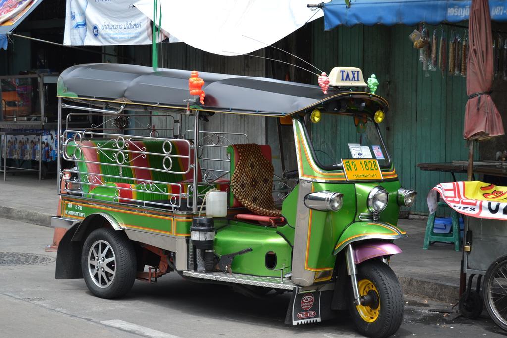 Jeesnail Guesthouse Bangkok Luaran gambar